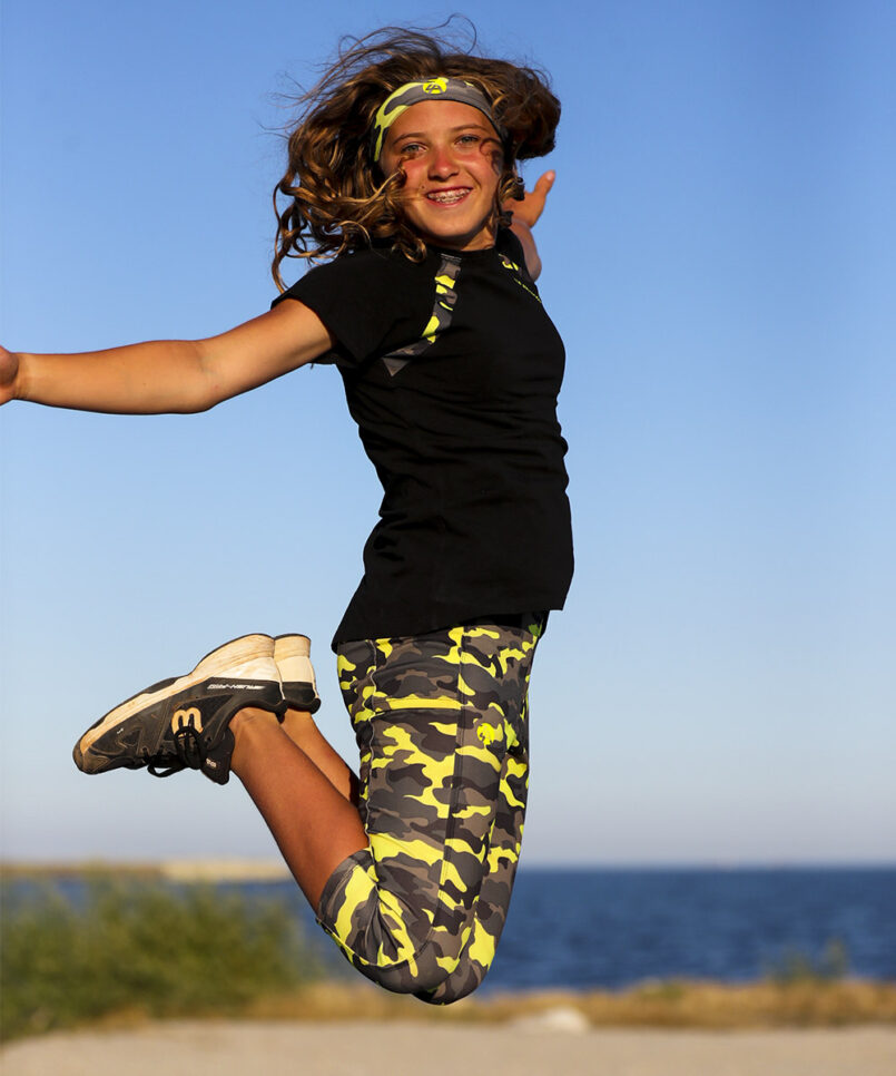 camo neon raglan top in black for girls tennis by zoe alexander