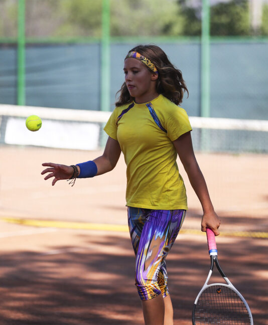 viviana raglan tennis top in yellow by zoe alexander