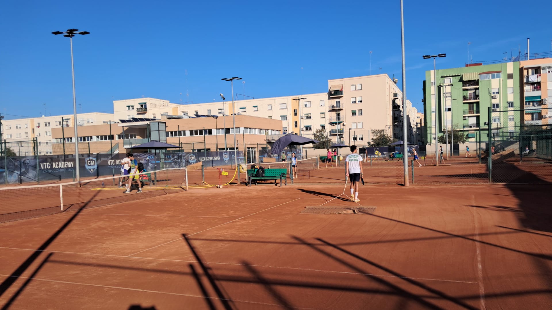 junior performance tennis training camps in spain with zoe alexander valencia