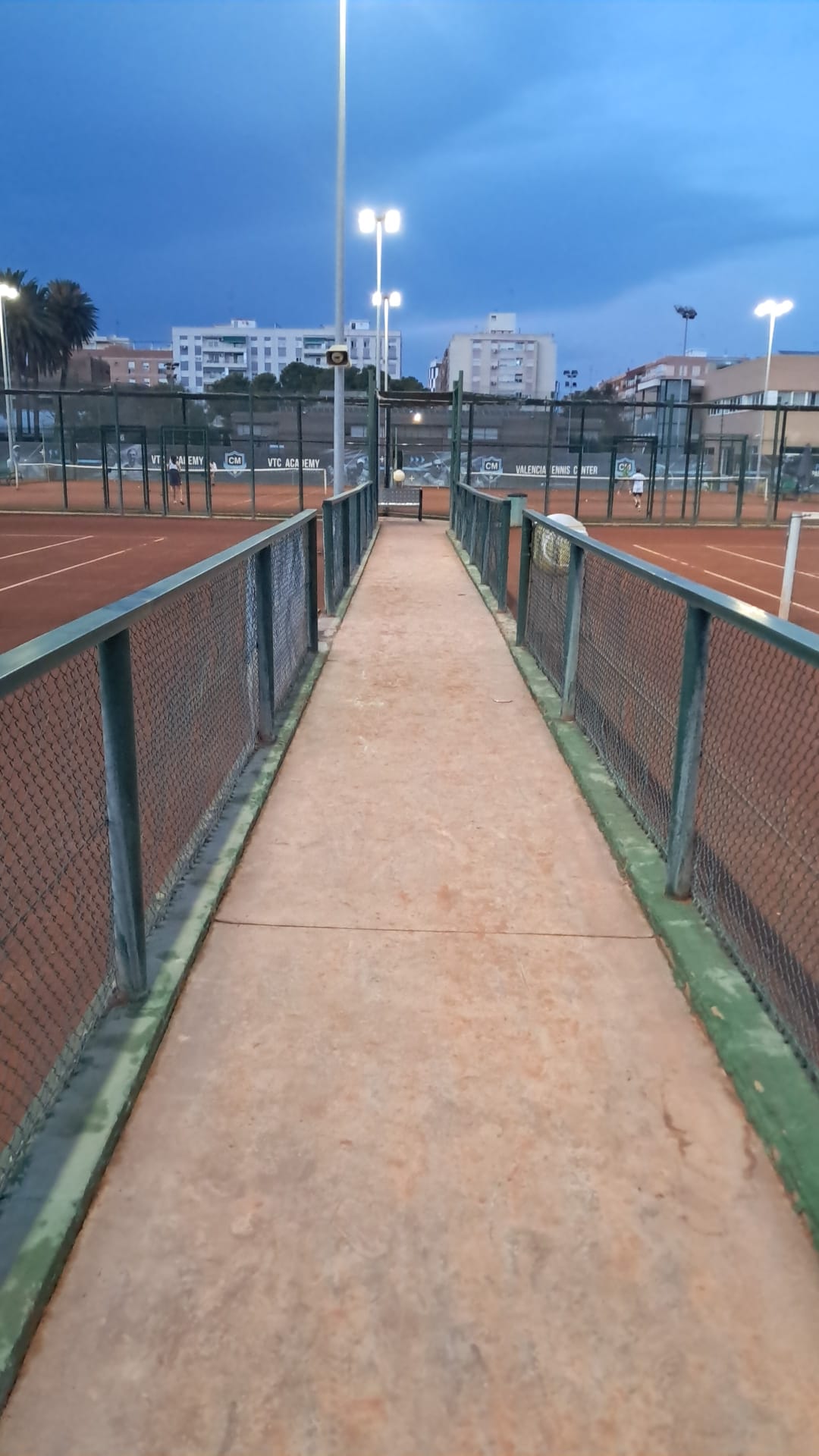 junior performance tennis training camps in spain with zoe alexander valencia